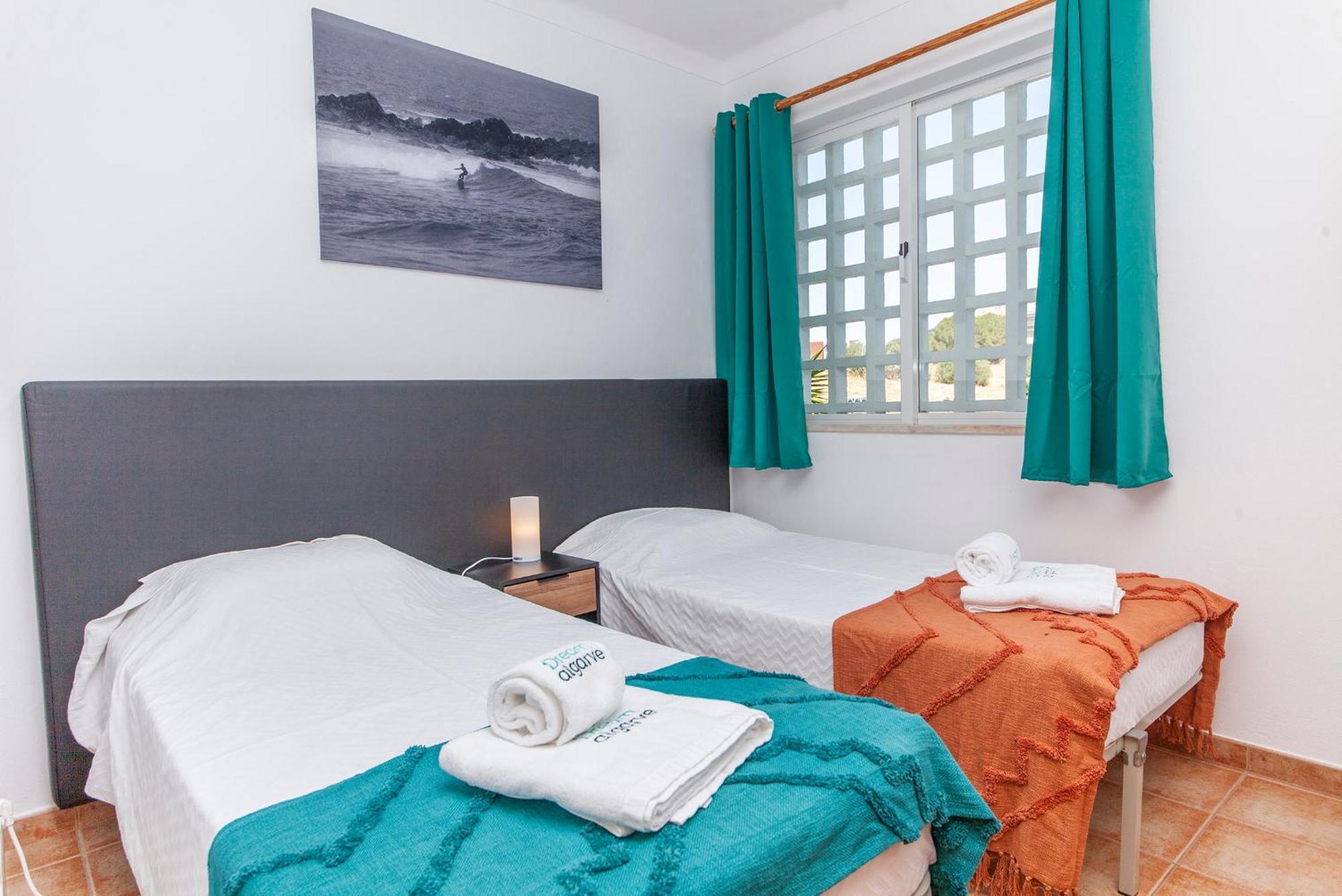 P - Meia-Praia Seaview Guesthouse Lagos Chambre photo