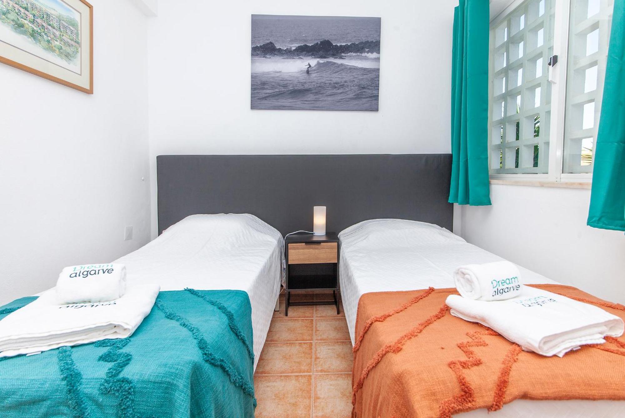 P - Meia-Praia Seaview Guesthouse Lagos Chambre photo