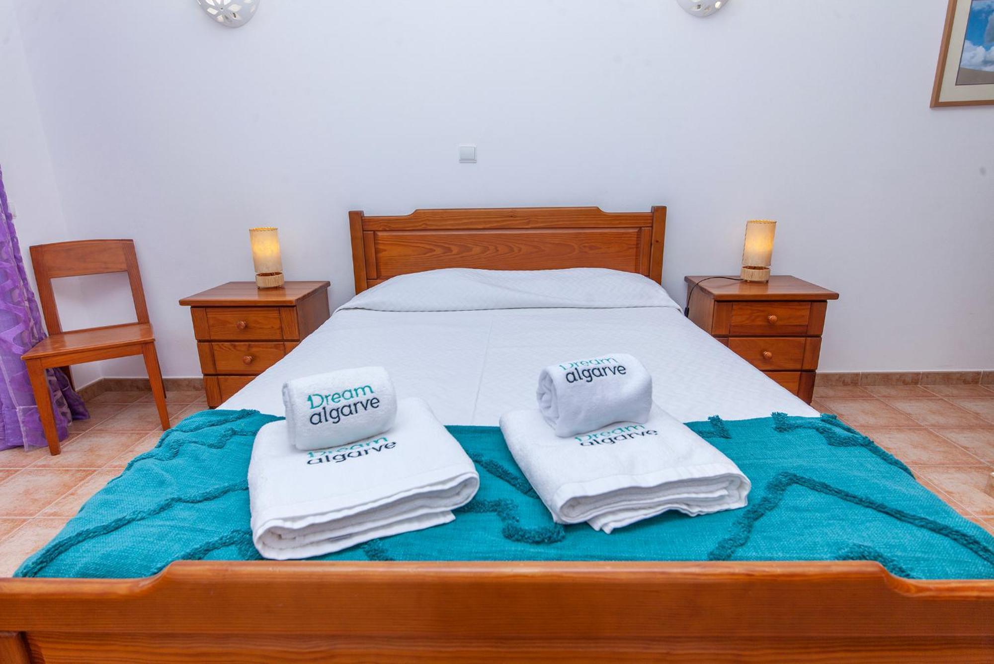 P - Meia-Praia Seaview Guesthouse Lagos Chambre photo