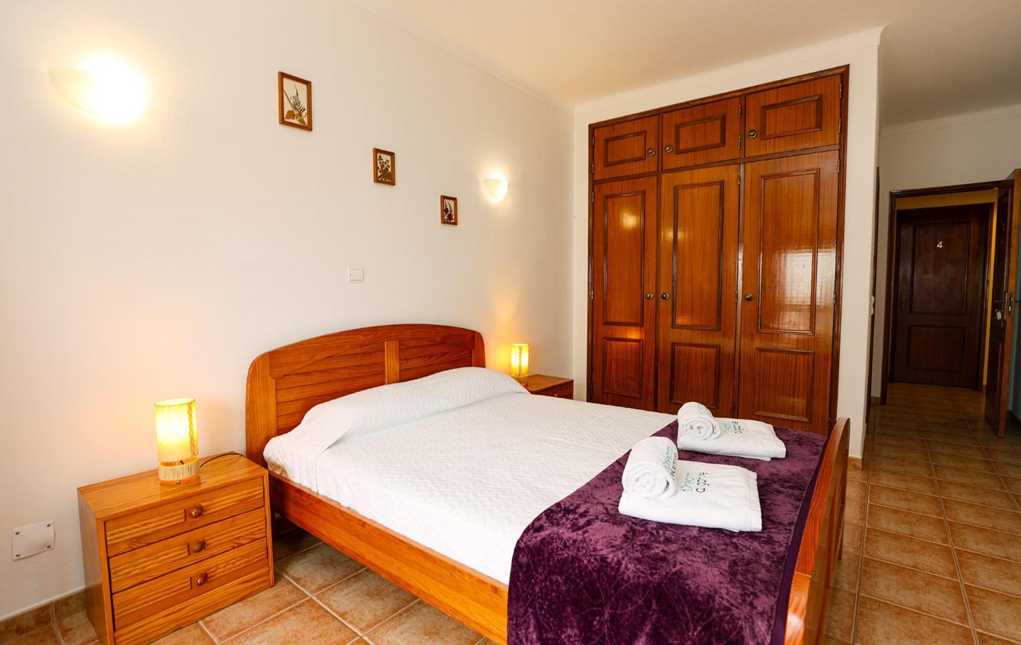 P - Meia-Praia Seaview Guesthouse Lagos Extérieur photo